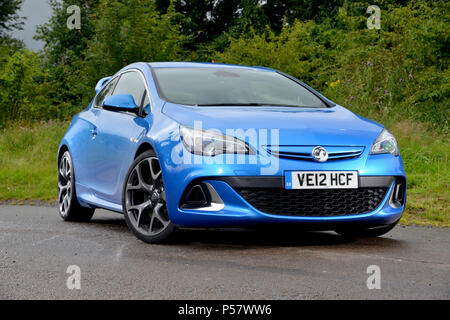 2012 Vauxhall Astra VXR British calda boccaporto auto sportiva Foto Stock