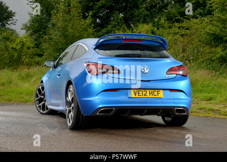 2012 Vauxhall Astra VXR British calda boccaporto auto sportiva Foto Stock