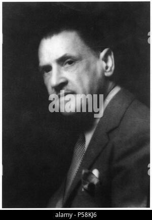 W. () William Somerset Maugham (1874-1965), British autore e drammaturgo, testa e spalle ritratto da Arnold Genthe, 1925 Foto Stock