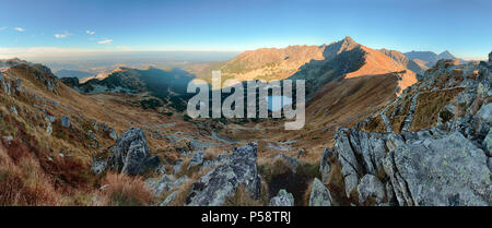 In autunno il paesaggio di montagna in Polonia Tatra Foto Stock