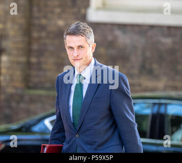 Londra 26 giugno 2018, Gavin Williamson CBE MP PC, il Segretario della Difesa, , arriva in una riunione del gabinetto a 10 Downing Street, Londra Credit Ian Davidson/Alamy Live News Foto Stock