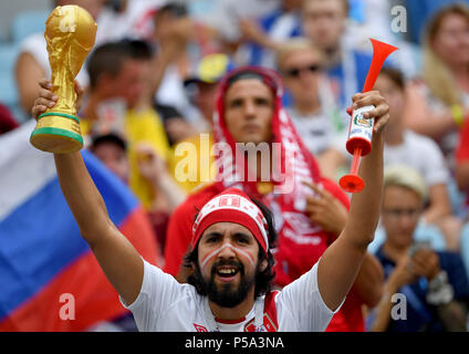 Sochi, Russia. Il 26 giugno, 2018. Una ventola del Perù è visto prima del 2018 Coppa del Mondo FIFA Group C match tra Australia e Perù a Sochi, Russia, 26 giugno 2018. Credito: Chen Cheng/Xinhua/Alamy Live News Foto Stock