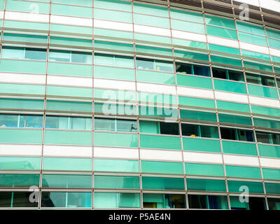 La facciata della Elizabeth Garrett Anderson e ostetricia ospedale situato in University College Hospital - Londra, Inghilterra Foto Stock