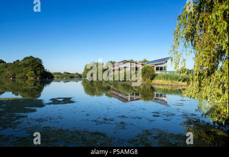 Centro visitatori presso Attenborough Riserva Naturale, Nottinghamshire England Regno Unito Foto Stock