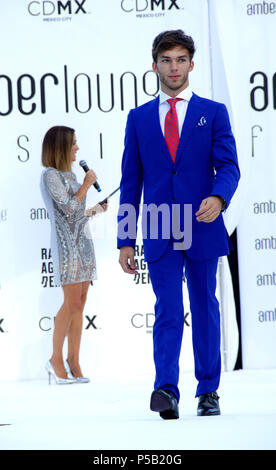 Amber Lounge Unite Fashion Show durante il Grand Prix di Monaco a Beach Plaza Hotel offre: Estbon Ocon dove: Monte Carlo, Monaco quando: 25 maggio 2018 Credit: Pat Denton/WENN.com Foto Stock