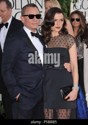 Daniel Craig e Rachel Weisz  194 al settantesimo Golden Globe Awards 2013 all'Hotel Hilton di Beverly Hills.Daniel Craig e Rachel Weisz  194 ------------- Red Carpet Event, verticale, STATI UNITI D'AMERICA, industria cinematografica, celebrità, fotografia, Bestof, arte cultura e intrattenimento, Topix celebrità moda / Verticale, meglio di, evento nella vita di Hollywood - California, moquette rossa e dietro le quinte, USA, industria cinematografica, celebrità, movie celebrità, personaggi televisivi, musica celebrità, fotografia, Bestof, arte cultura e intrattenimento, Topix, verticale, famiglia da dall'anno , 2013, inchiesta tsuni@Gamm Foto Stock