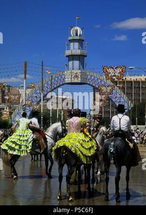 ENTRADA AL REAL DE LA Feria de Abril. Posizione: Feria de Abril, Spagna. Foto Stock