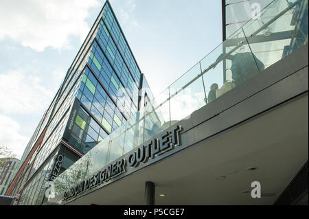 Il London designer outlet è un nuovo outlet mall in Wembley Foto Stock