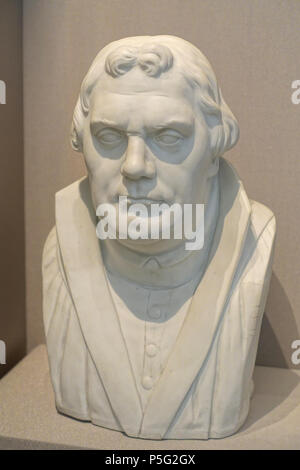 N/A. Inglese: presentano nel Germanisches Nationalmuseum - Norimberga, Germania. 23 ottobre 2016, 08:44:55. Daderot 252 Busto di Martin Luther, c. 1840, prodotti Bisquit ( porcellana - Germanisches Nationalmuseum - Norimberga, Germania - DSC03395 Foto Stock
