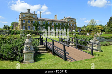 N/A. Inglese: Bowood House - Wiltshire, Inghilterra. 26 maggio 2016, 07:48:28. Daderot 228 Bowood House - Wiltshire, Inghilterra - DSC00632 Foto Stock