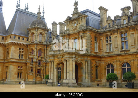 N/A. Inglese: Waddesdon Manor - Buckinghamshire, Inghilterra. 8 giugno 2016, 06:20:22. Daderot 519 Ingresso - Waddesdon Manor - Buckinghamshire, Inghilterra - DSC07600 Foto Stock