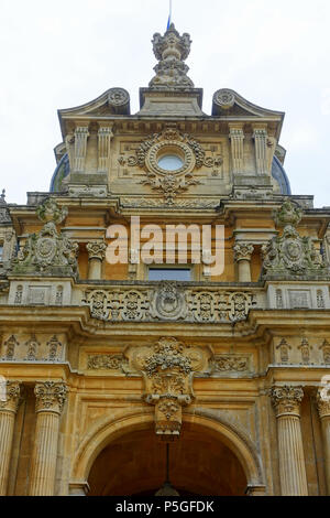 N/A. Inglese: Waddesdon Manor - Buckinghamshire, Inghilterra. 8 giugno 2016, 06:58:20. Daderot 519 Ingresso - Waddesdon Manor - Buckinghamshire, Inghilterra - DSC07604 Foto Stock