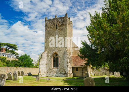 Vista esterna del West Dean, Sant'Andrea Chiesa a Chichester, Regno Unito Foto Stock