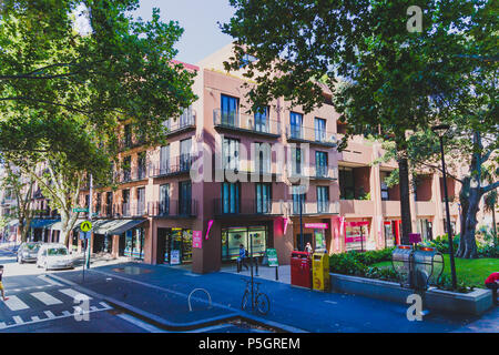 SYDNEY, Australia - Dicembre 26th, 2014: Architettura residenziale nel quartiere affaristico di Sydney Foto Stock