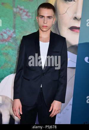 Los Angeles, Stati Uniti d'America. 26 GIU, 2018. Aaron Holiday assiste del HBO oggetti appuntiti Los Angeles premiere a ArcLight Glossari Affini Dome in Giugno 26, 2018 a Hollywood, California Credit: Tsuni / USA/Alamy Live News Foto Stock