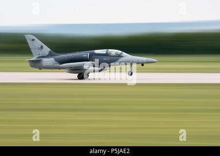 Caslav Repubblica Ceca. Il 27 giugno, 2018. Media day in Sky Avenger 2018 esercizio internazionale si è tenuto presso il XXI base di tattica Air Force, CASLAV REPUBBLICA CECA, il 27 giugno 2018. Sulla foto si vede L-159 Alca fighter. Credito: Josef Vostarek/CTK foto/Alamy Live News Foto Stock