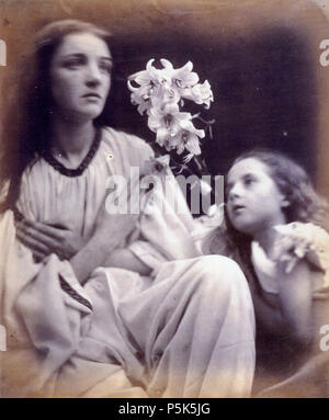 N/A. Uno studio dopo il modo della Francia. I modelli sono Maria Ryan e Elizabeth Keown. Il titolo è probabilmente un riferimento a Francesco Francia. Albume di stampa, 305 x 281mm (12 x 11 1/8"). 1865. Julia Margaret Cameron (1815-1879) nomi alternativi Julia Margaret Pattle; Julia Margaret Cameron Pattle; Julia M.; Cameron Julia Margaret née Pattle; Julia Margaret nee Pattle Descrizione fotografo inglese Data di nascita e morte 11 Giugno 1815 26 gennaio 1879 Luogo di nascita e morte Calcutta, India Kalutara, Ceylon competente controllo : Q230120 VIAF:61616074 ISNI:0000 0000 8140 6854 ULAN:LCCN 500118804: Foto Stock