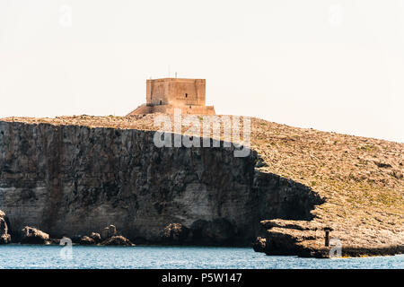 Fort Sant Anglu, Comino, una delle numerose fortificazioni intorno alla costa di Malta, Gozo e Comino Foto Stock