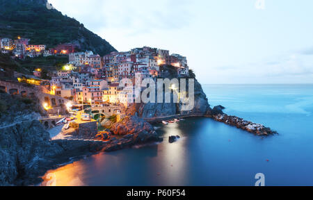 Fantastico paesaggio della città di Manarola Foto Stock