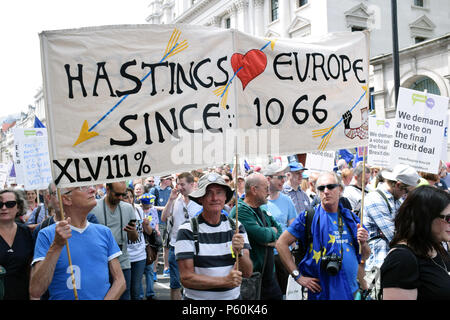 Anti Brexit demo, Londra 23 giugno 2018 UK. Campagna per un voto popolare sul finale Brexit trattativa. Foto Stock