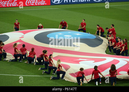 Mosca, Russo. Il 27 giugno, 2018. 27.06.2018. Mosca, Federazione:cerimonia prima della Coppa del Mondo FIFA Russia 2018, Gruppo E, la partita di calcio tra la Serbia VS BRASILE in SPARTAK Stadium di Mosca. Credit: Indipendente Agenzia fotografica/Alamy Live News Foto Stock