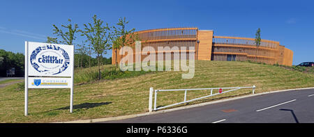 Lymm fuoco e di salvataggio, sicurezza Centrale, A50, Cliff Lane, Lymm, Warrington, Cheshire, North West England, Regno Unito WA13 0TE Foto Stock