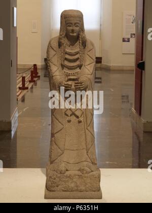 DAMA OFERENTE. IBERICO. (DEPOSITO: MUSEO ARQUEOLOGICO nacional). Foto Stock