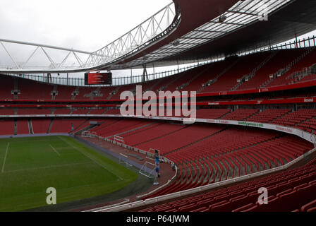 L'Emirates Stadium di Ashburton Grove, a nord di Londra, è la sede dell'Arsenal Football Club. Lo stadio inaugurato nel luglio 2006, e ha un tutto-seduto ca Foto Stock