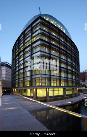 Il punto, Paddington Basin di notte, Terry Farrell & Co, London, Regno Unito Foto Stock