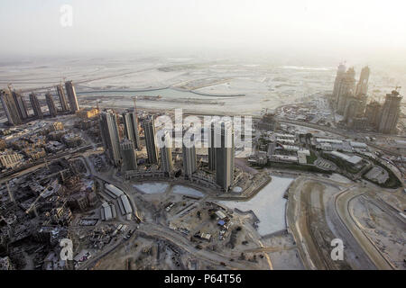 Ripresa aerea della costruzione di Dubai, Dubai, Emirati Arabi Uniti, 3 novembre 2006. Foto Stock