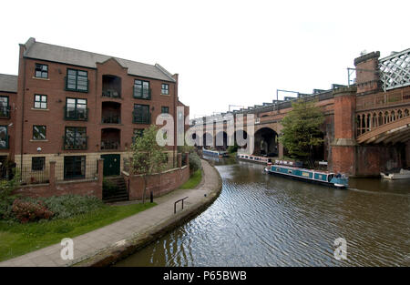 Albergo Residenziale di sviluppo di un magazzino vittoriano, Manchester Foto Stock