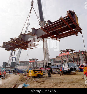 Liebherr Gru mobili. Foto Stock