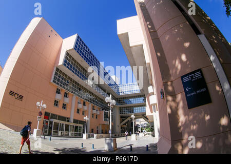 ENS di Lione (Ecole Nationale Superieure), quartiere di Gerland, Lione, Francia Foto Stock