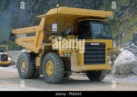 Komatsu dumper rigido carrello. Foto Stock