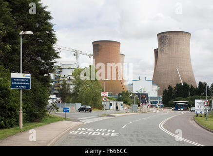 Rugeley power station torri di raffreddamento, Staffordshire, Regno Unito Foto Stock