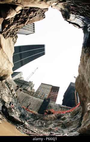 In profondità nella roccia in Torre sito quattro, la parte inferiore di Manhattan, New York City, Stati Uniti d'America Foto Stock