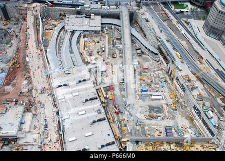 Panoramica del sito memoriale come visto da 7 WTC, Lower Manhattan, New York City, Stati Uniti d'America Foto Stock