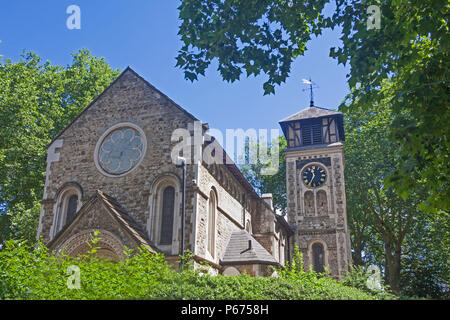 London Borough di Camden St Pancras vecchia chiesa nel Pancras Road Foto Stock