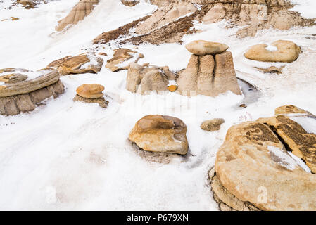 Badlands, hoodoos in inverno, Willow Creek, Drumheller, Alberta, Canada Foto Stock