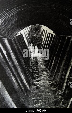 Tedesco trincea tunnel in Francia durante la prima guerra mondiale 1915 Foto Stock