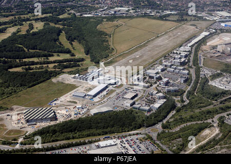 Vista aerea del vecchio Aeroporto di Sheffield, ora chiuso, REGNO UNITO Foto Stock