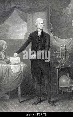 Thomas Jefferson, ritratto a figura intera, in piedi accanto al tavolo, rivolta leggermente a destra, tenendo la dichiarazione di indipendenza e rivolta verso di essa. Foto Stock