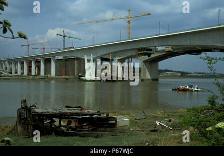 Il nuovo Medway ponte in costruzione sul Channel Tunnel Rail Link (CTRL). 2002 Foto Stock