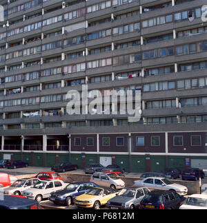 Il Aylesbury Station Wagon è un complesso residenziale situato a Walworth nel sud est di Londra, Regno Unito. È il consiglio più grande complesso residenziale in Europa. Foto Stock