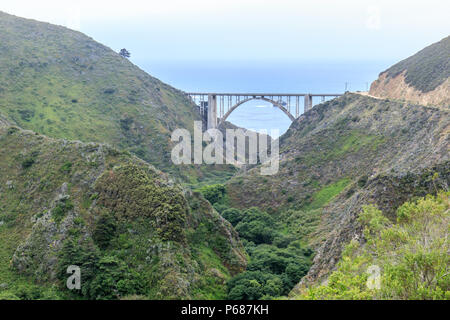 Bixby Canyon Bridge e. Foto Stock