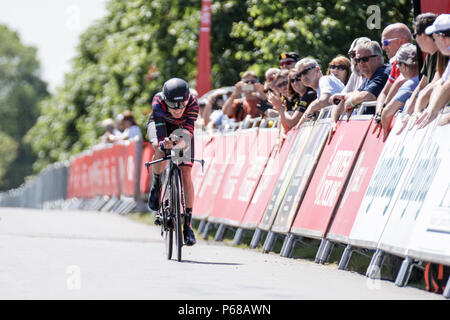 Northumberland, Regno Unito. Il 28 giugno, 2018. Hannah Barnes del canyon // SRAM RACING prende l'oro in Elite Womens gara Credito: Dan Cooke Credito: Dan Cooke/Alamy Live News Foto Stock