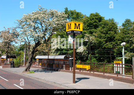 Il Tyne & Wear Metro sistema tranviario è centrato su Newcastle e utilizza molte delle vecchie NER suburbane della rete elettrica che è stato diseccitato nel tardo Foto Stock