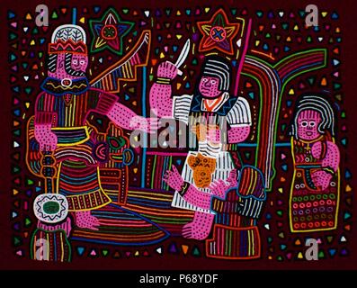 Mola da tessili Kuna artista indiano, raffigurante una scena biblica. Dal San Blas arcipelago, Panama. Reverse applique design indossato sulla camicia femminile. Il Giudizio di Salomone. Foto Stock
