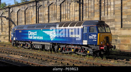 Direct Rail Services motore diesel 57309 orgoglio di Crewe, a Carlisle Stazione, Court Square, Cumbria, Carlisle, North West England, Regno Unito, CA1 1QZ Foto Stock