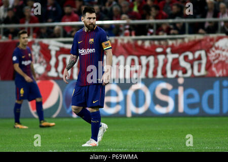 Ritratto di Lionel Messi durante le partite di UEFA Champions League tra Olympiacos e FC BARCELONA FC per la stagione 2017-18 in Karaiskaki Stadium Foto Stock